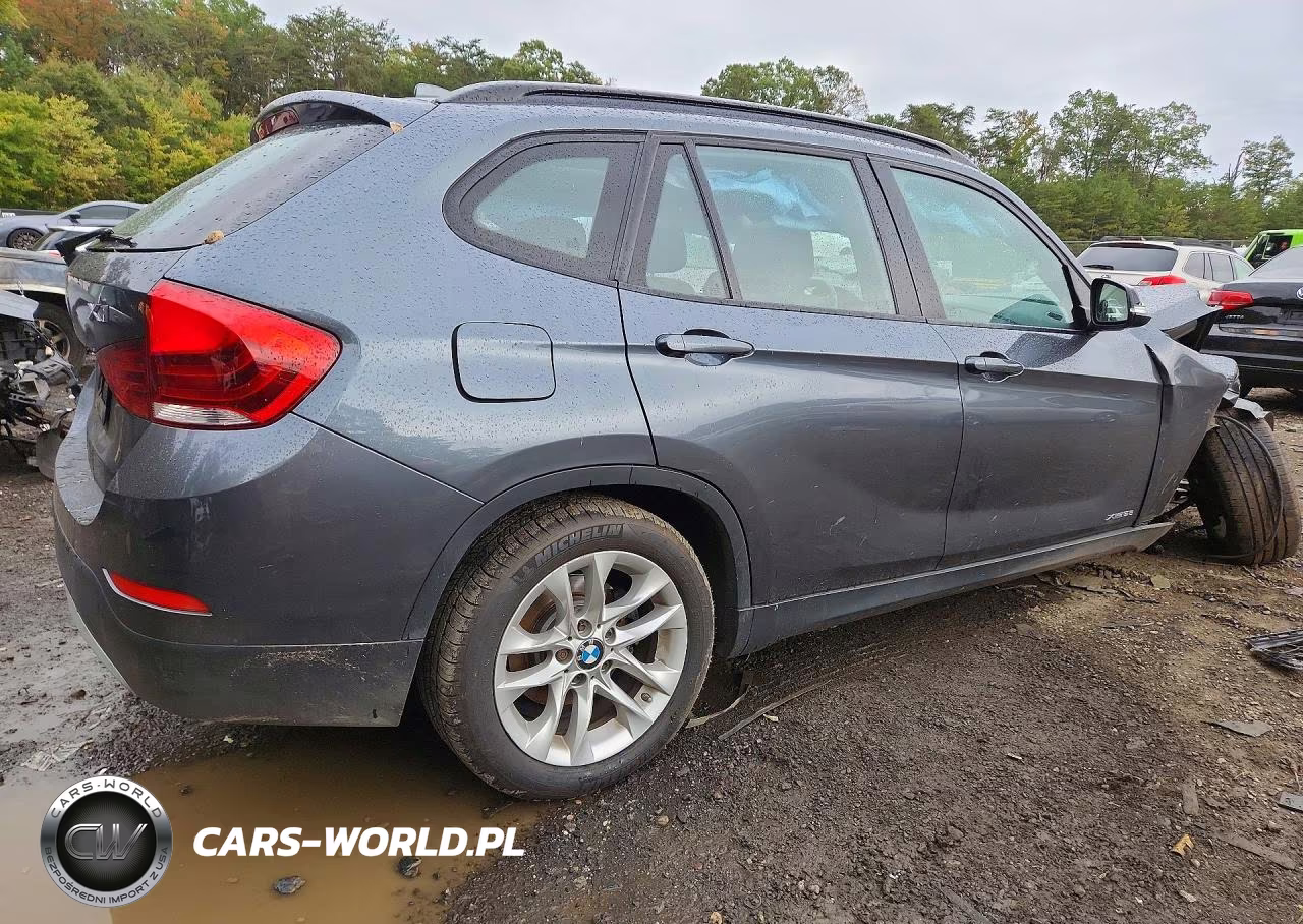 2015 BMW X1 xDrive28I VIN:WBAVL1C56FVY35877 - 3
