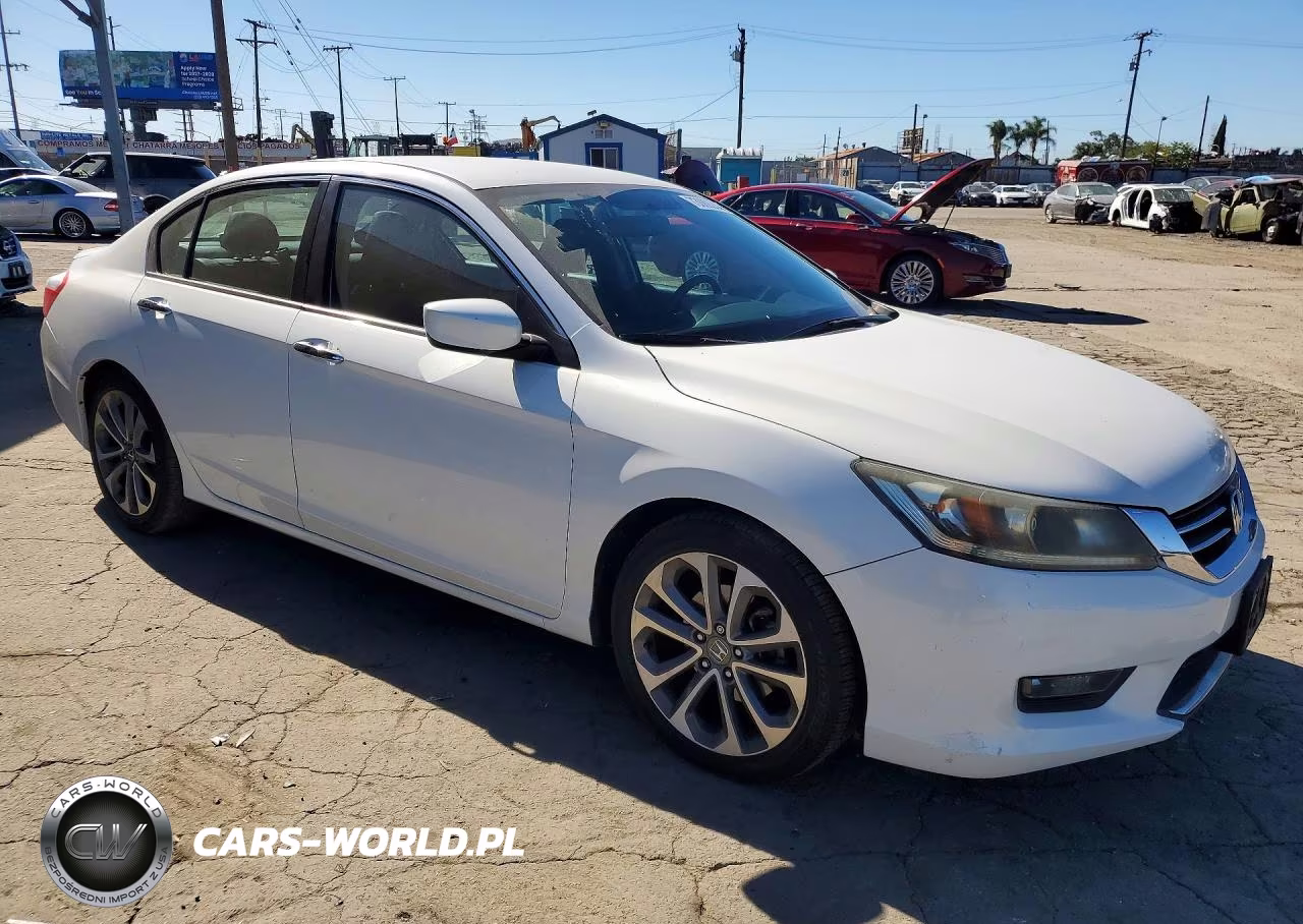 2015 Honda Accord Sport VIN:1HGCR2F51FA139575 - 4
