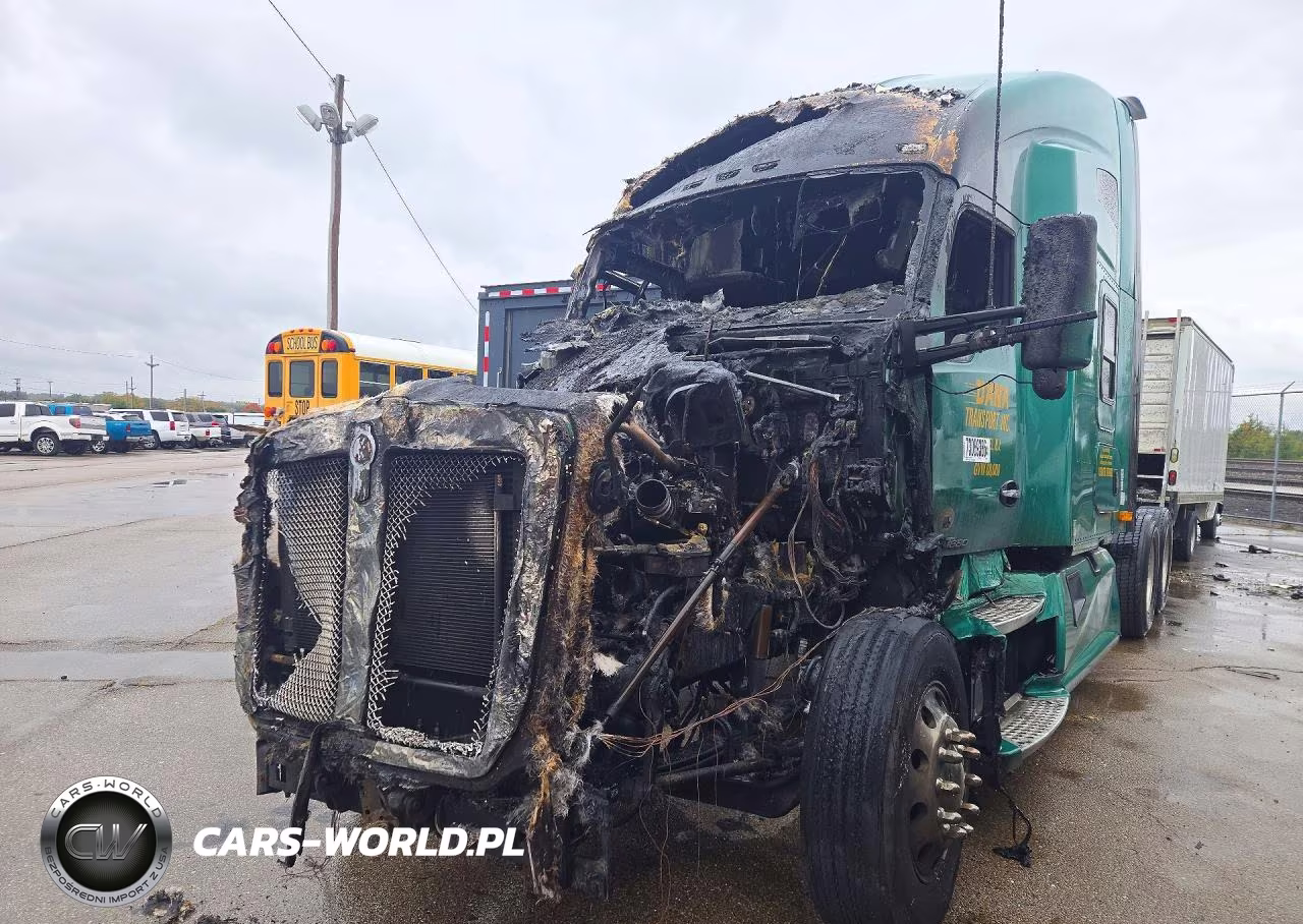 2020 Kenworth T680 Semi Truck VIN:1XKYD49X4LJ301680 - 1