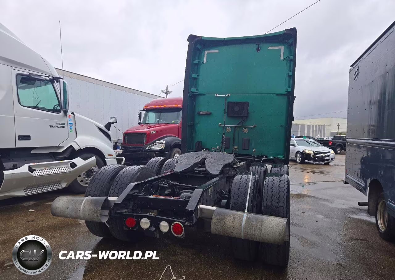 2020 Kenworth T680 Semi Truck VIN:1XKYD49X4LJ301680 - 6