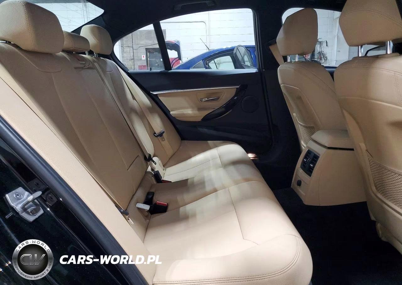 2017 BMW 330 Xi VIN:WBA8D9G52HNT91449 - 10