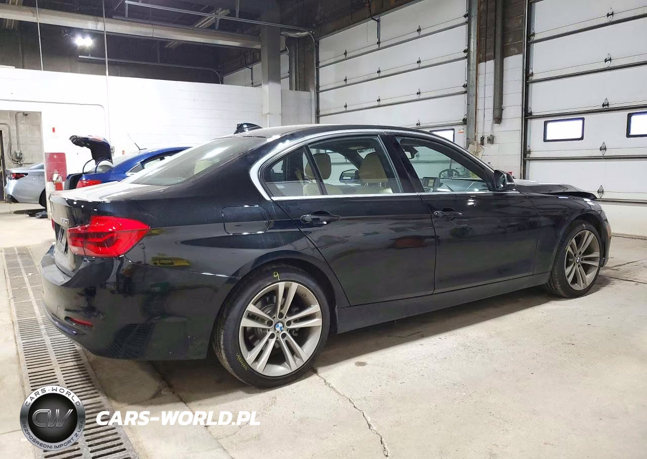 2017 BMW 330 Xi VIN:WBA8D9G52HNT91449 - 3