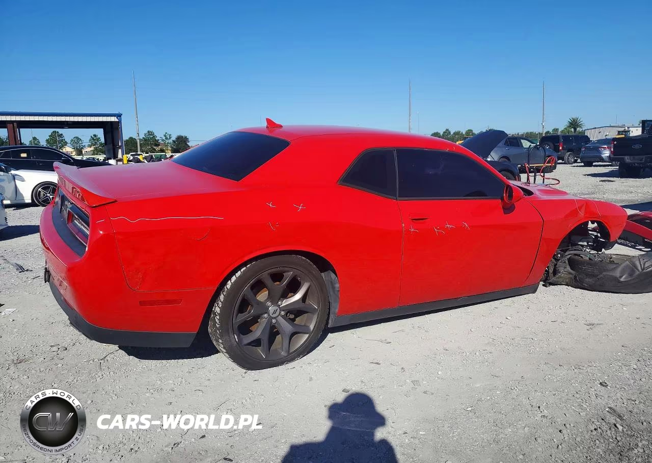 2019 Dodge Challenger Sxt VIN:2C3CDZAG5KH733987 - 3