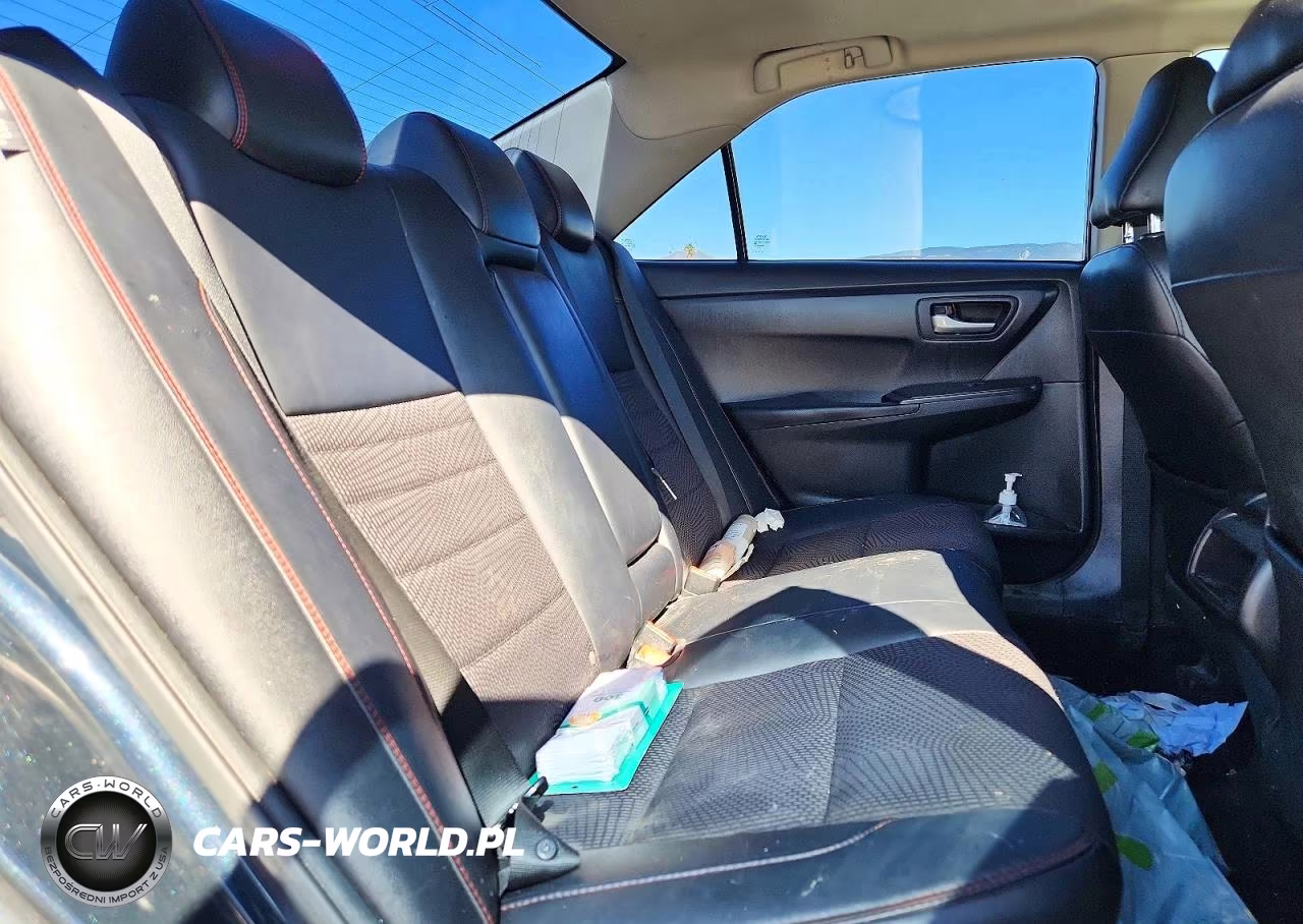 2017 Toyota Camry Se VIN:4T1BF1FK7HU384719 - 10