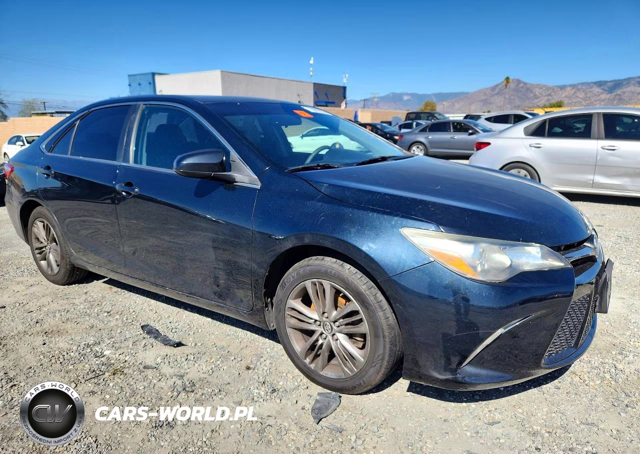 2017 Toyota Camry Se VIN:4T1BF1FK7HU384719 - 4