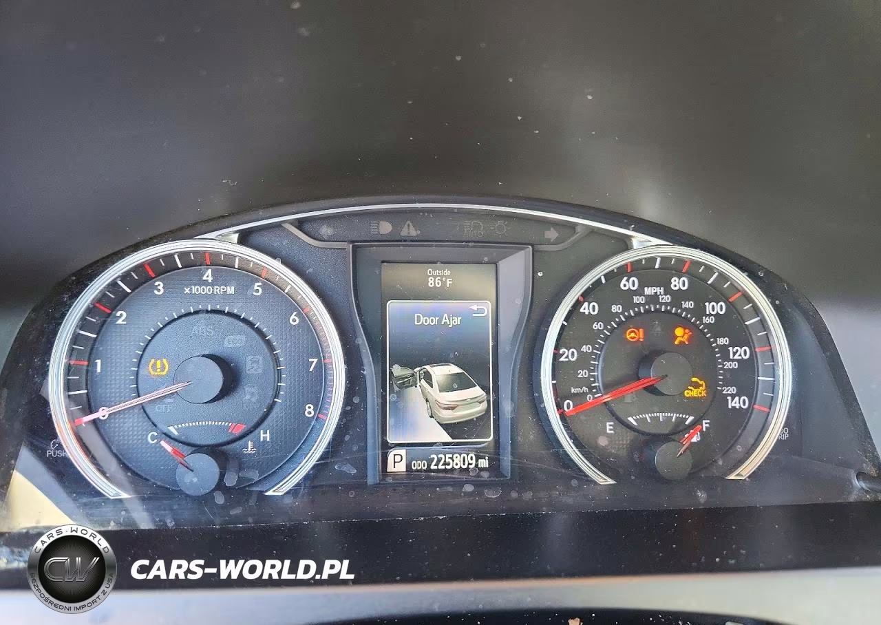2017 Toyota Camry Se VIN:4T1BF1FK7HU384719 - 9