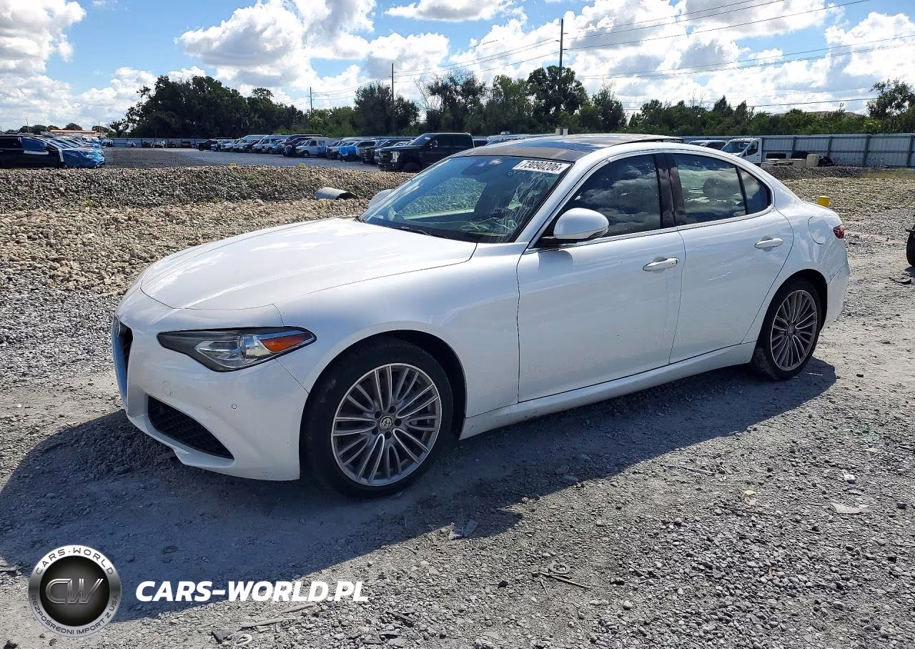 2017 Alfa Romeo Giulia Ti Q4 VIN:ZARFAEEN4H7545846 - 1