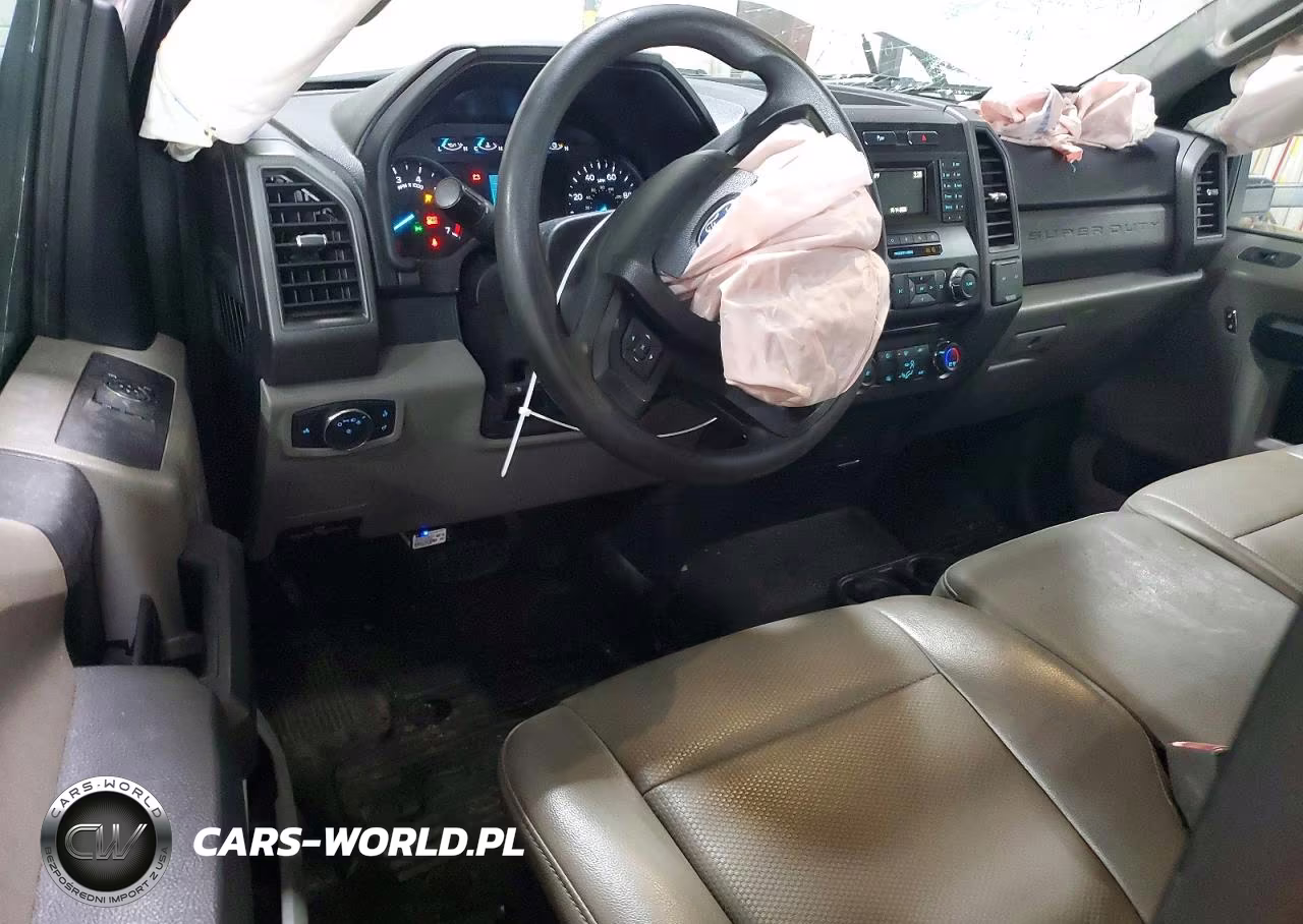2018 Ford F250 Super Duty VIN:1FTBF2B66JED06760 - 8