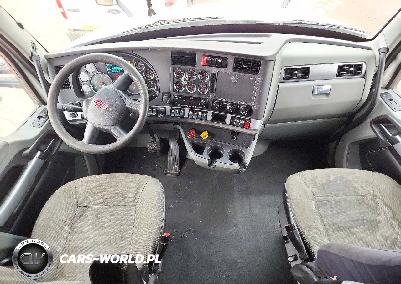2021 Kenworth T680 Semi Truck VIN:1XKYDP9X4MJ458726 - 8