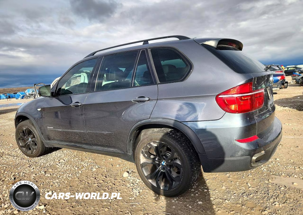 2013 BMW X5 xDrive50I VIN:5UXZV8C59D0C15558 - 2