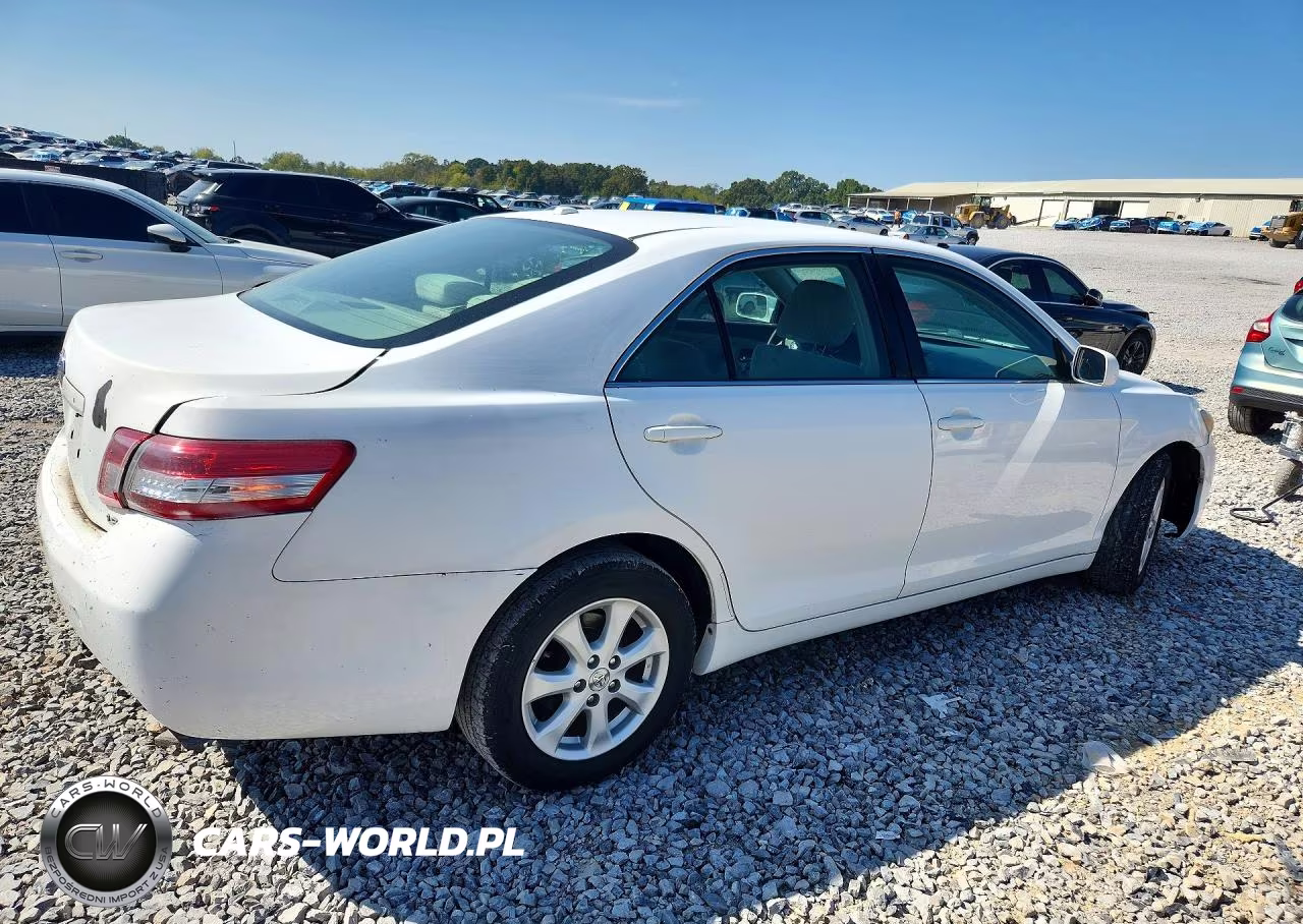 TOYOTA CAMRY VIN:4T1BF3EK5AU572870 - 3