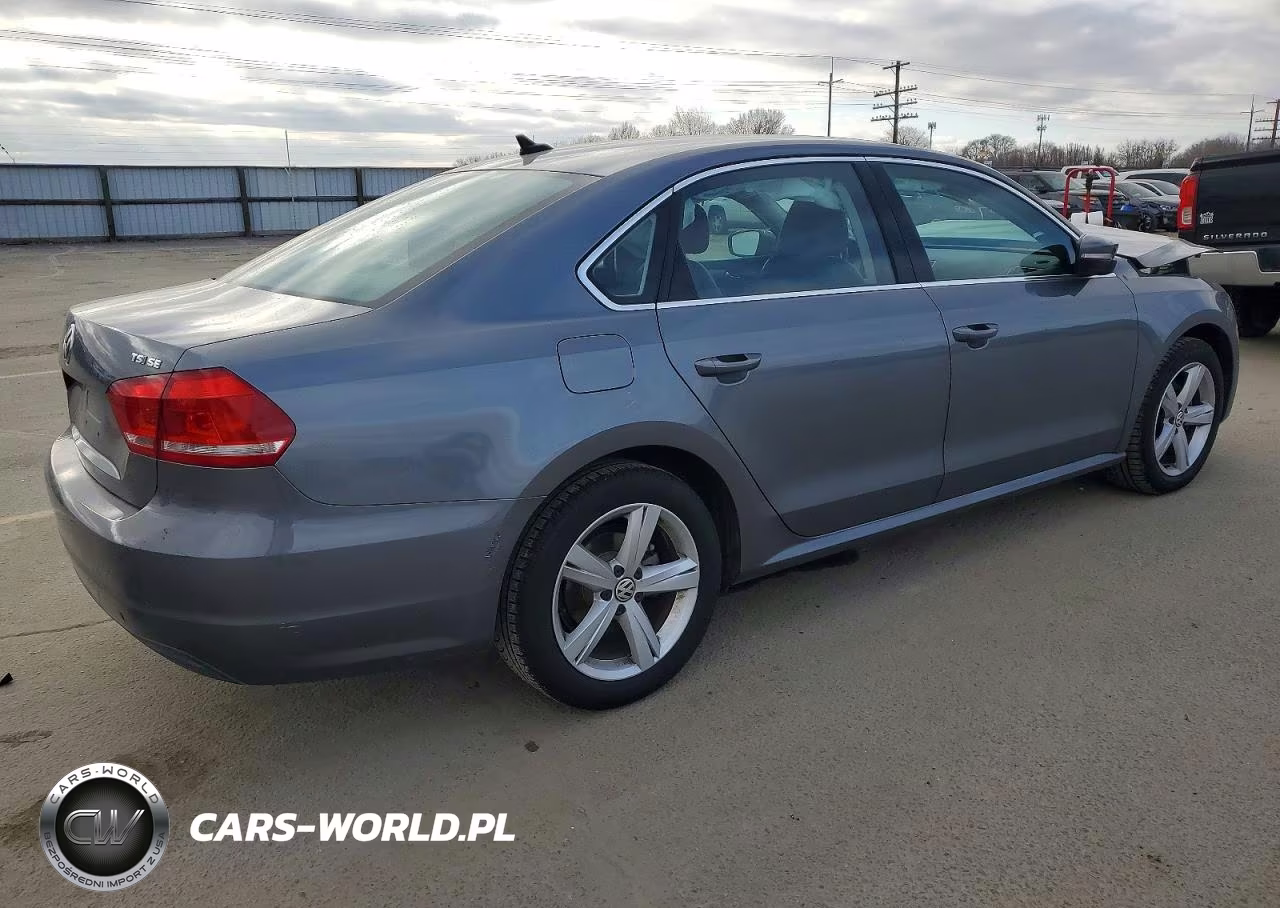 2014 Volkswagen Passat Se VIN:1VWBT7A38EC108497 - 3
