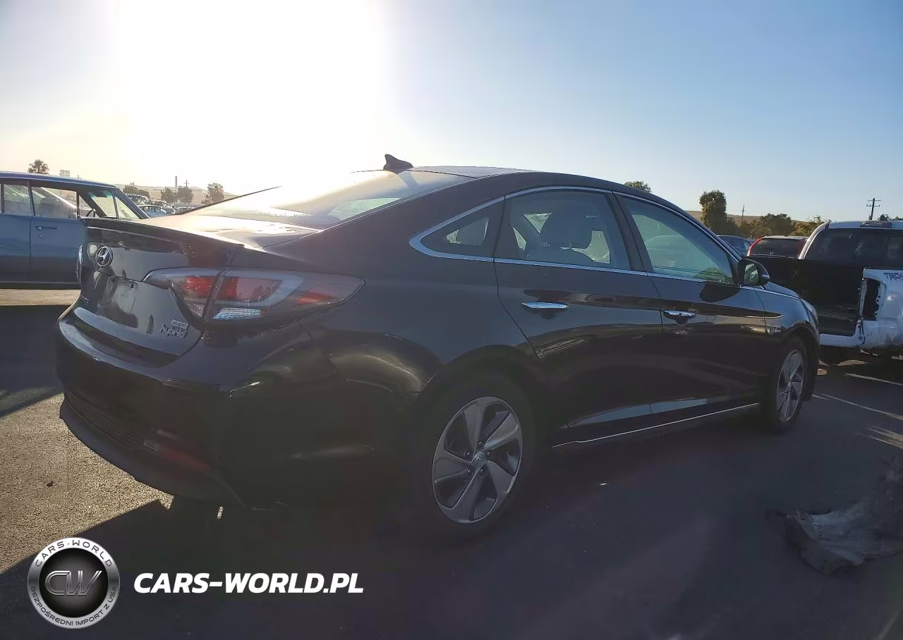 2016 Hyundai Sonata Plug-In Hybrid VIN:KMHE14L2XGA021235 - 3
