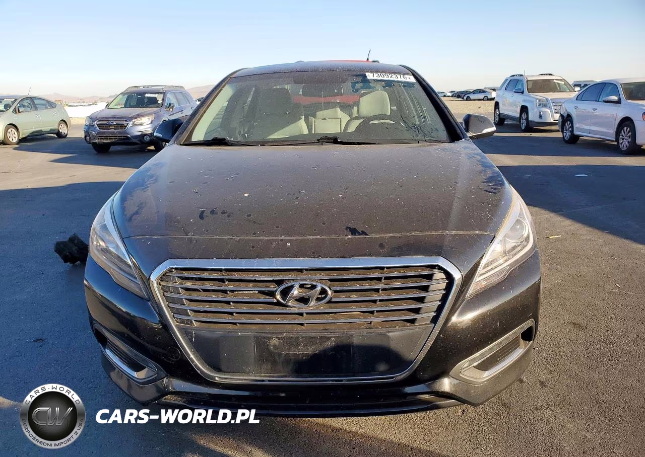 2016 Hyundai Sonata Plug-In Hybrid VIN:KMHE14L2XGA021235 - 5