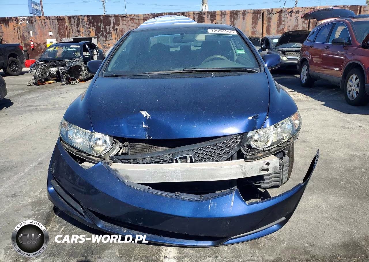 2009 Honda Civic Lx VIN:2HGFG12629H509837 - 5