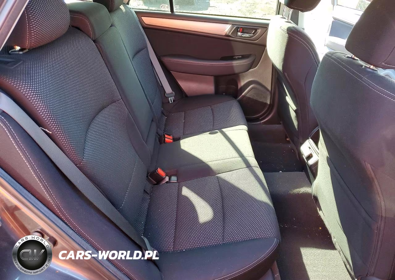 2019 Subaru Outback 2.5I Premium VIN:4S4BSAFC6K3374426 - 10