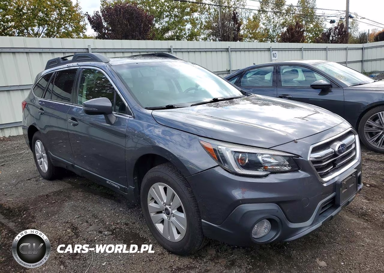2019 Subaru Outback 2.5I Premium VIN:4S4BSAFC6K3374426 - 4