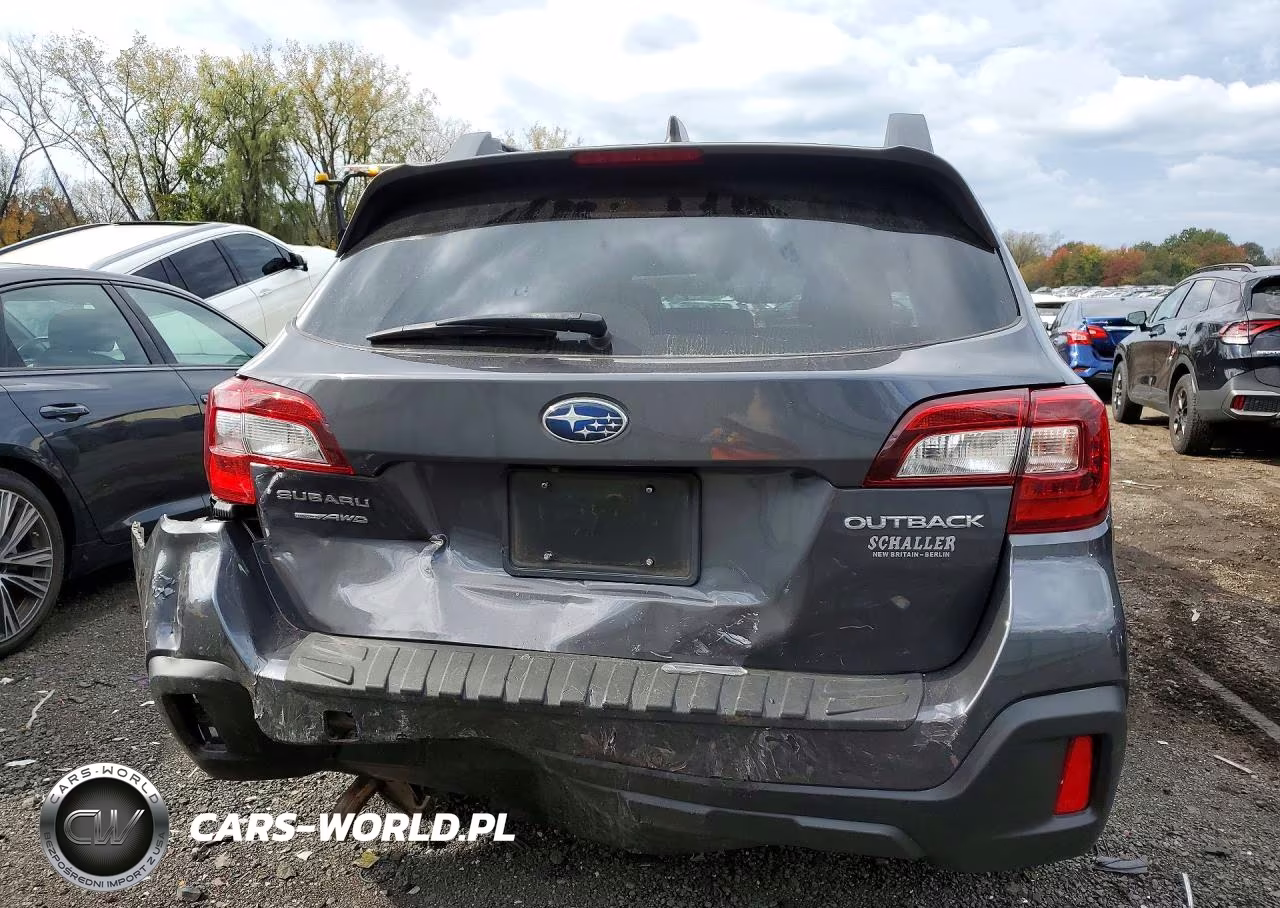 2019 Subaru Outback 2.5I Premium VIN:4S4BSAFC6K3374426 - 6