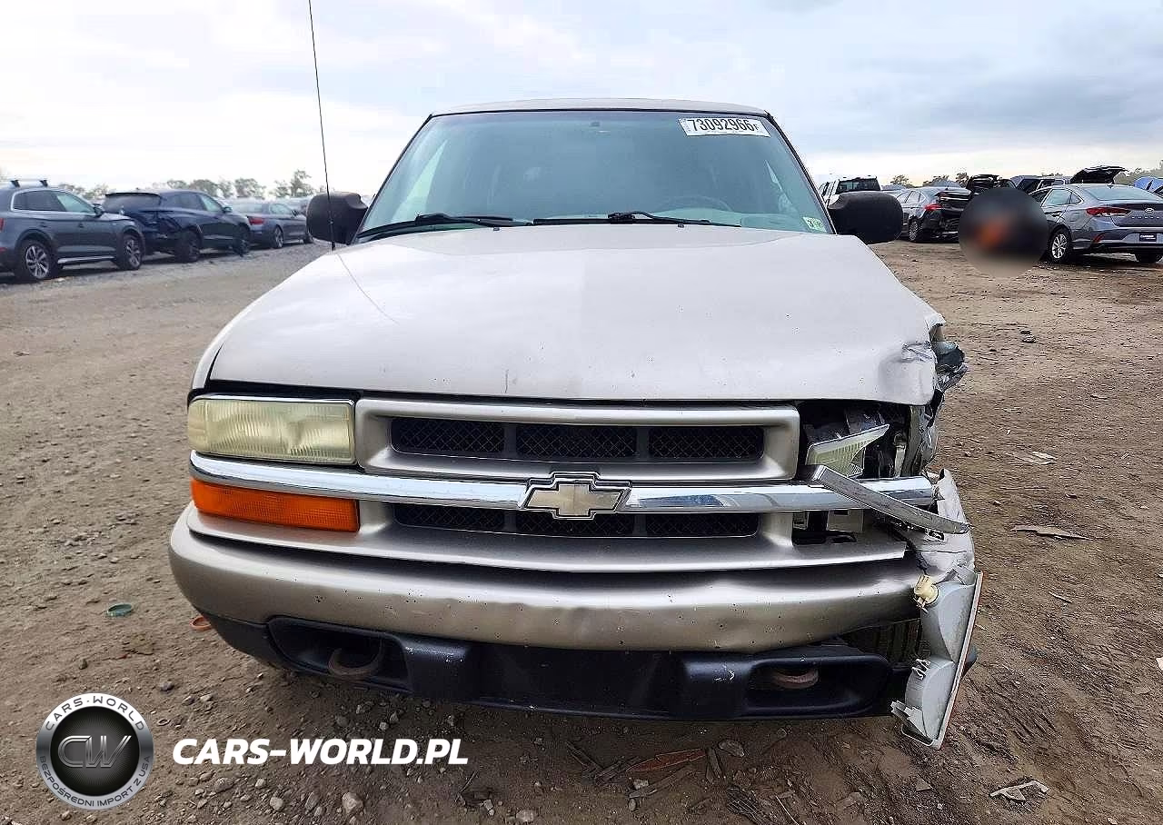 2003 Chevrolet Blazer VIN:1GNDT13X43K140284 - 5