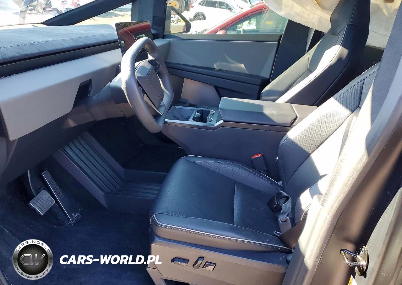 2024 Tesla Cybertruck VIN:7G2CEHEE4RA037501 - 7