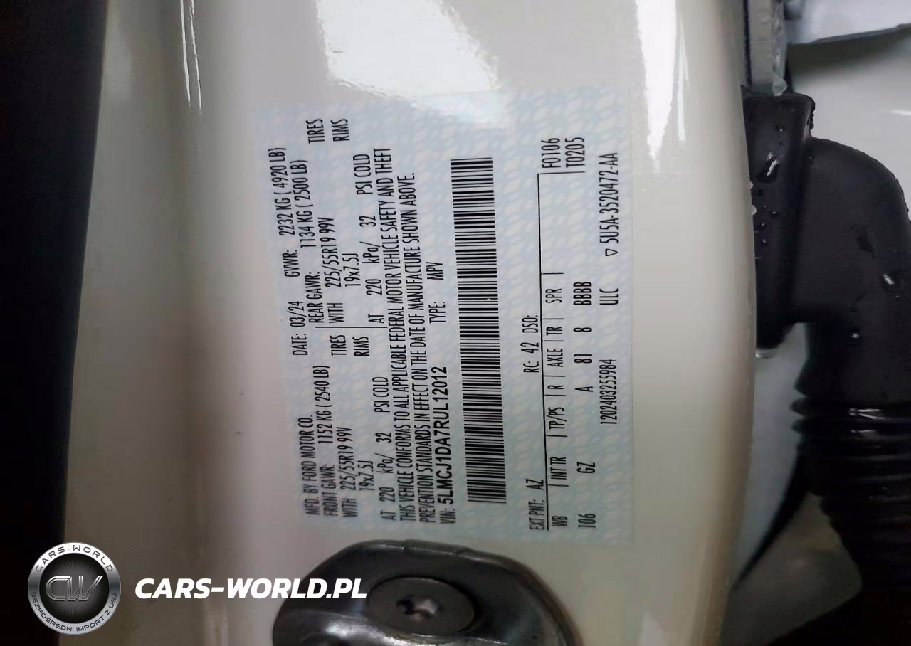 2024 Lincoln Corsair VIN:5LMCJ1DA7RUL12012 - 13