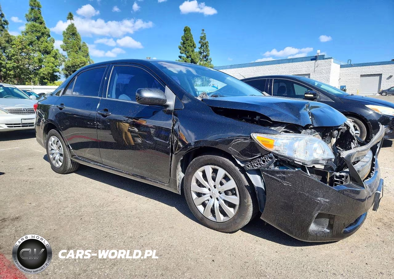 2012 Toyota Corolla Le VIN:5YFBU4EE0CP061996 - 4