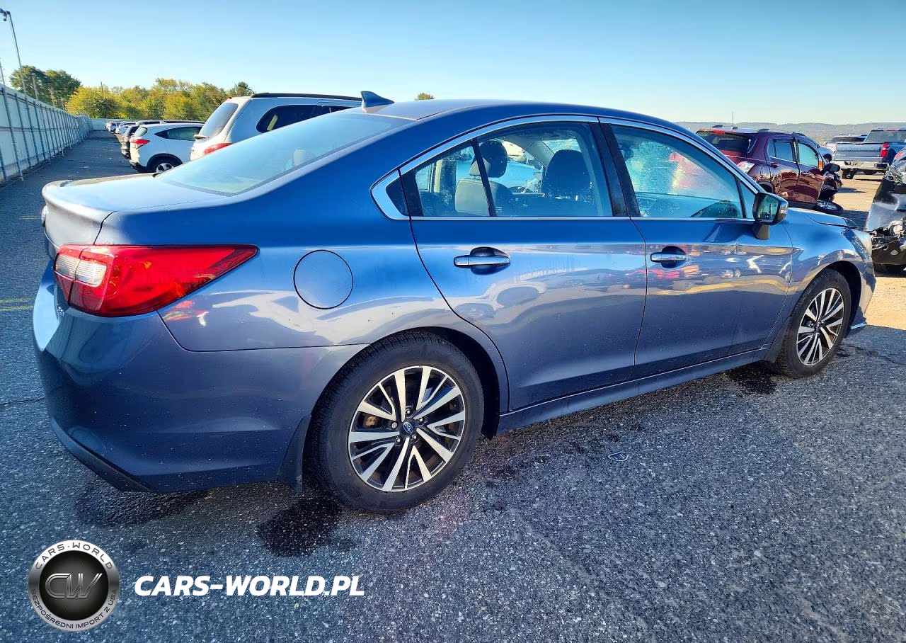 2018 Subaru Legacy 2.5I Premium VIN:4S3BNAF67J3046601 - 3