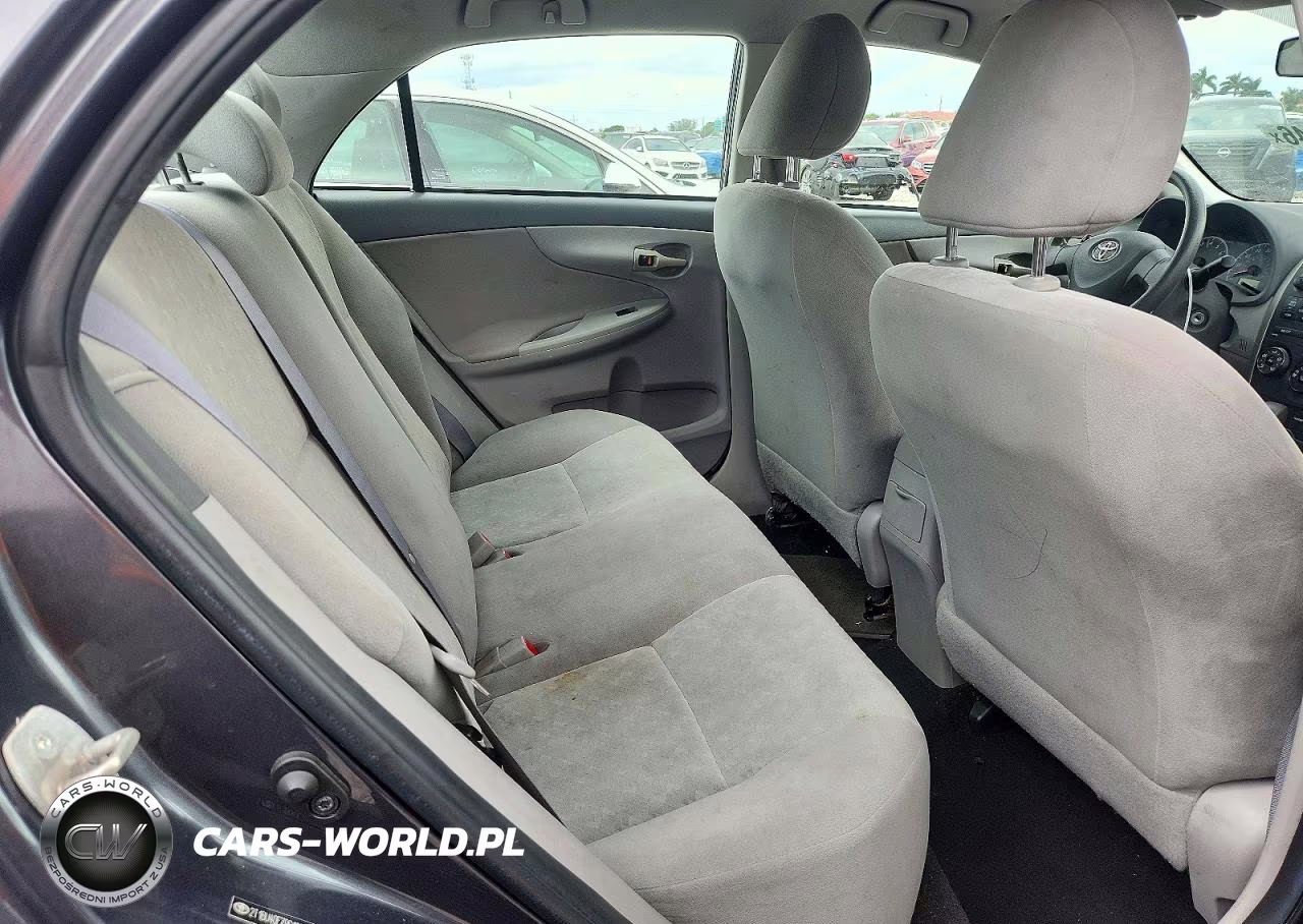 2009 Toyota Corolla Le VIN:2T1BU40E79C183111 - 10