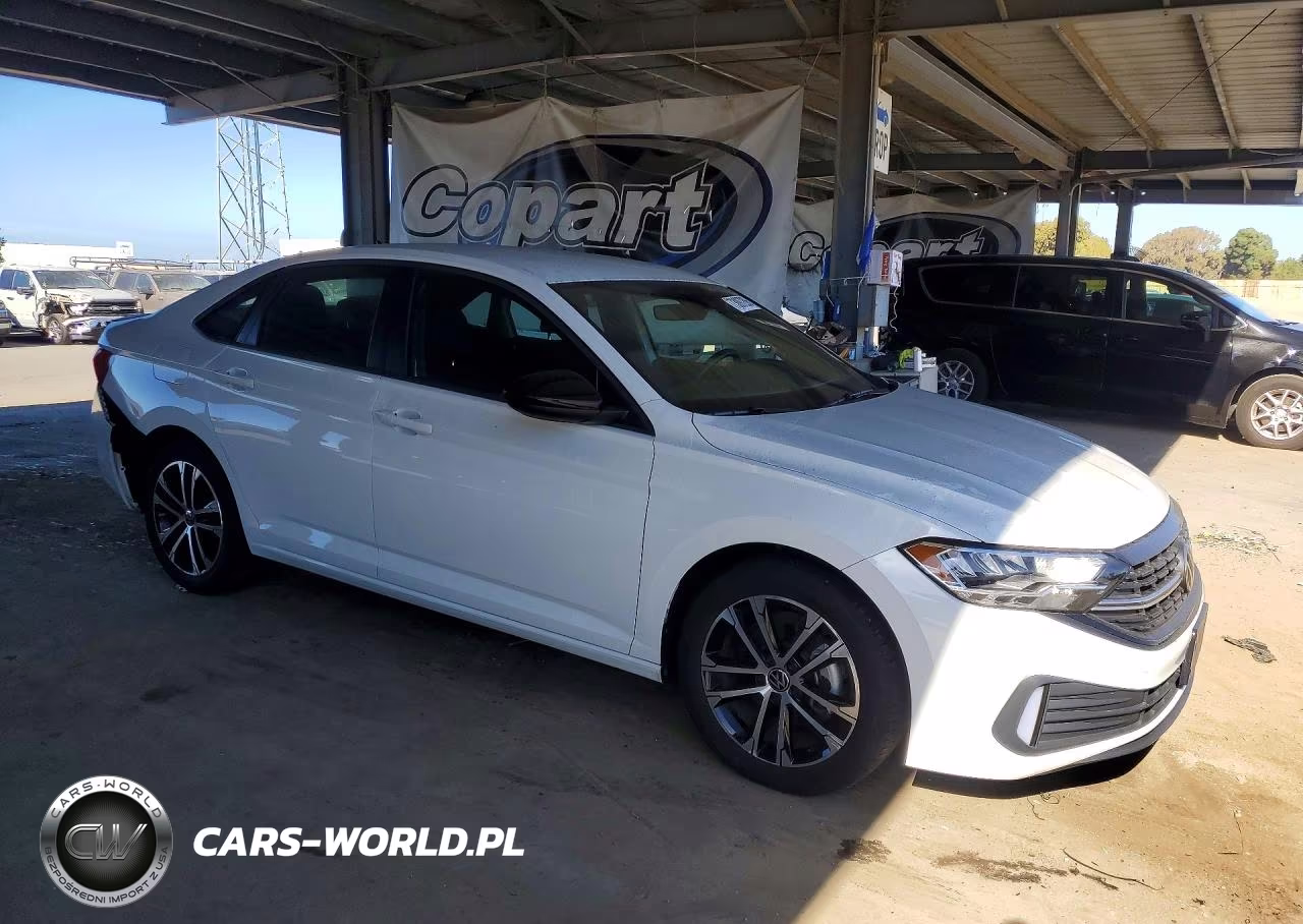 2022 Volkswagen Jetta Sport VIN:3VWBM7BU1NM030762 - 4