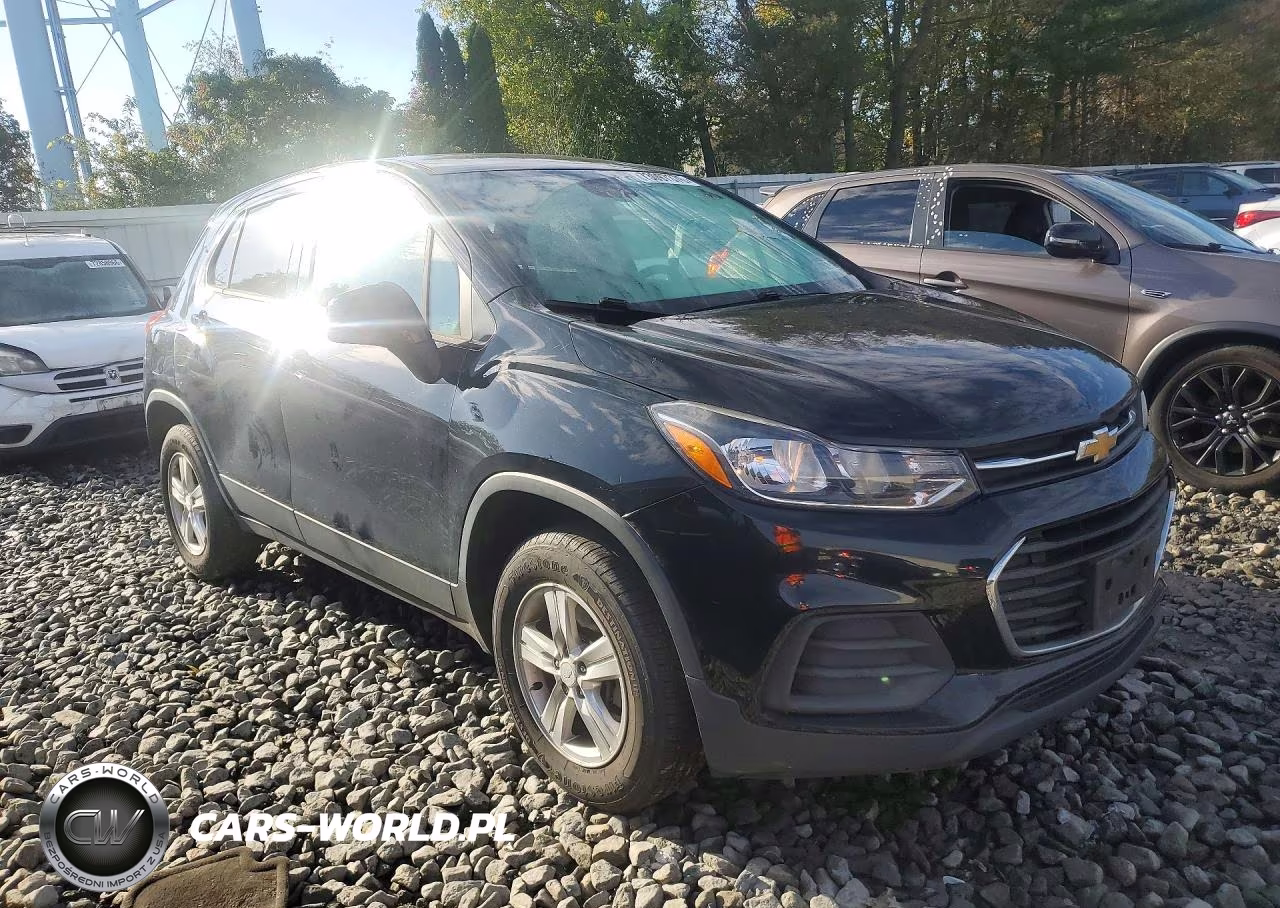 2019 Chevrolet Trax Ls VIN:3GNCJNSB6KL394008 - 4
