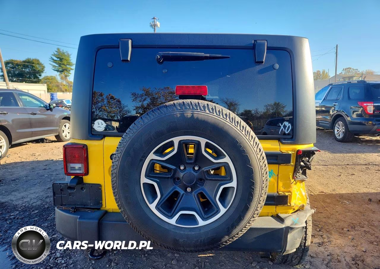 2015 Jeep Wrangler Unlimited Sport VIN:1C4BJWDG9FL711106 - 6