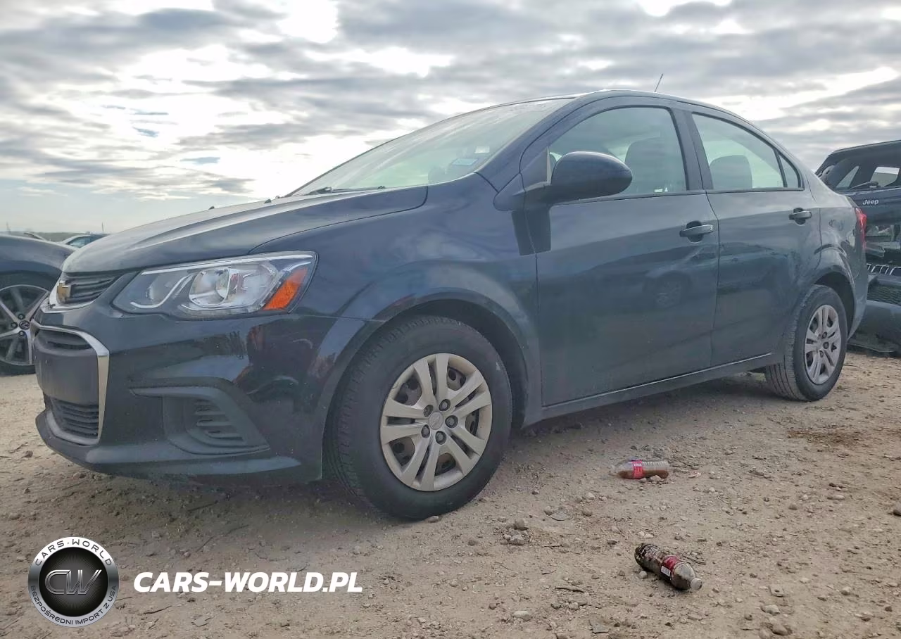 2020 Chevrolet Sonic Ls – zdjęcie 1 z 12