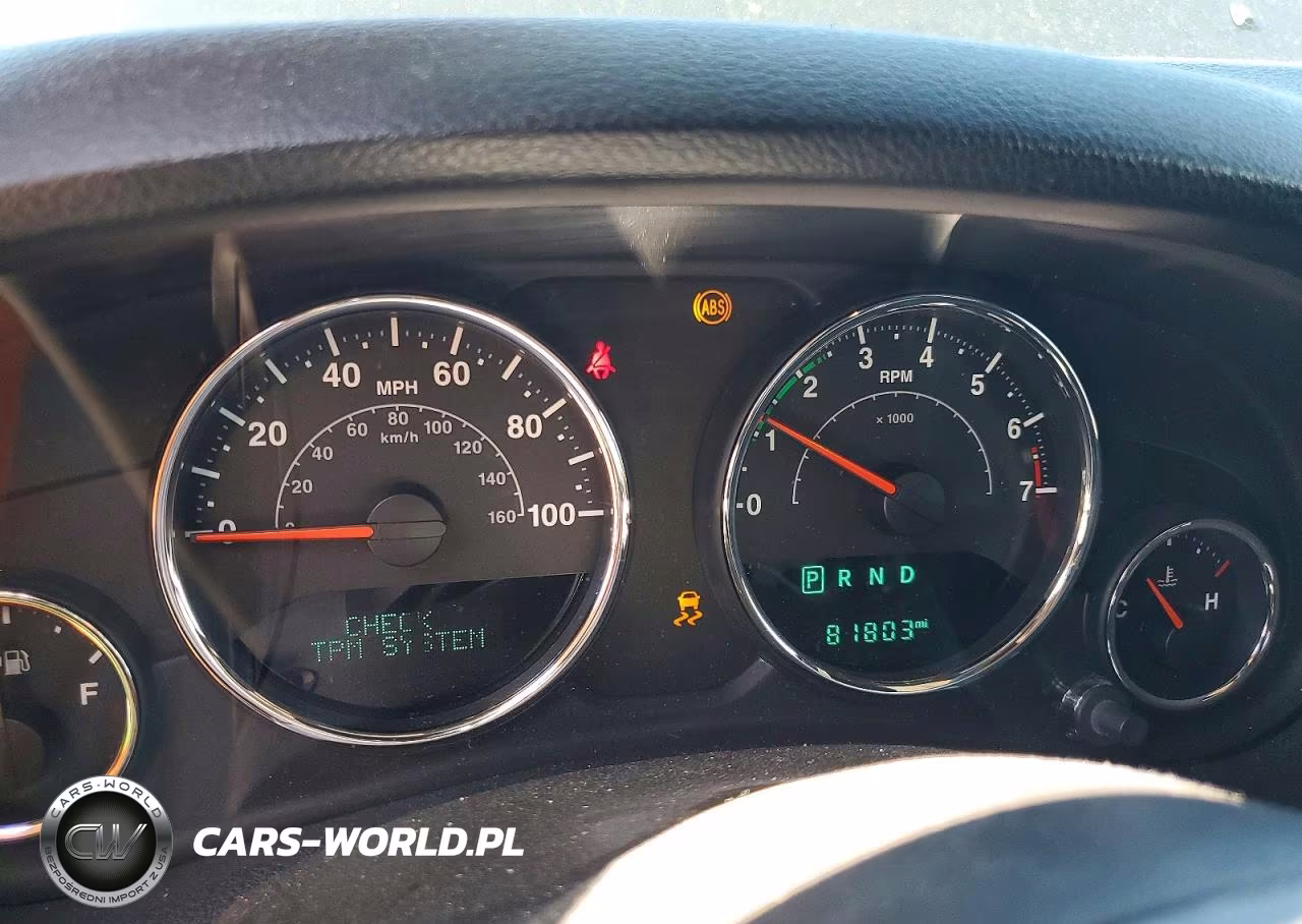2017 Jeep Wrangler Unlimited Rubicon VIN:1C4BJWFG3HL666504 - 9