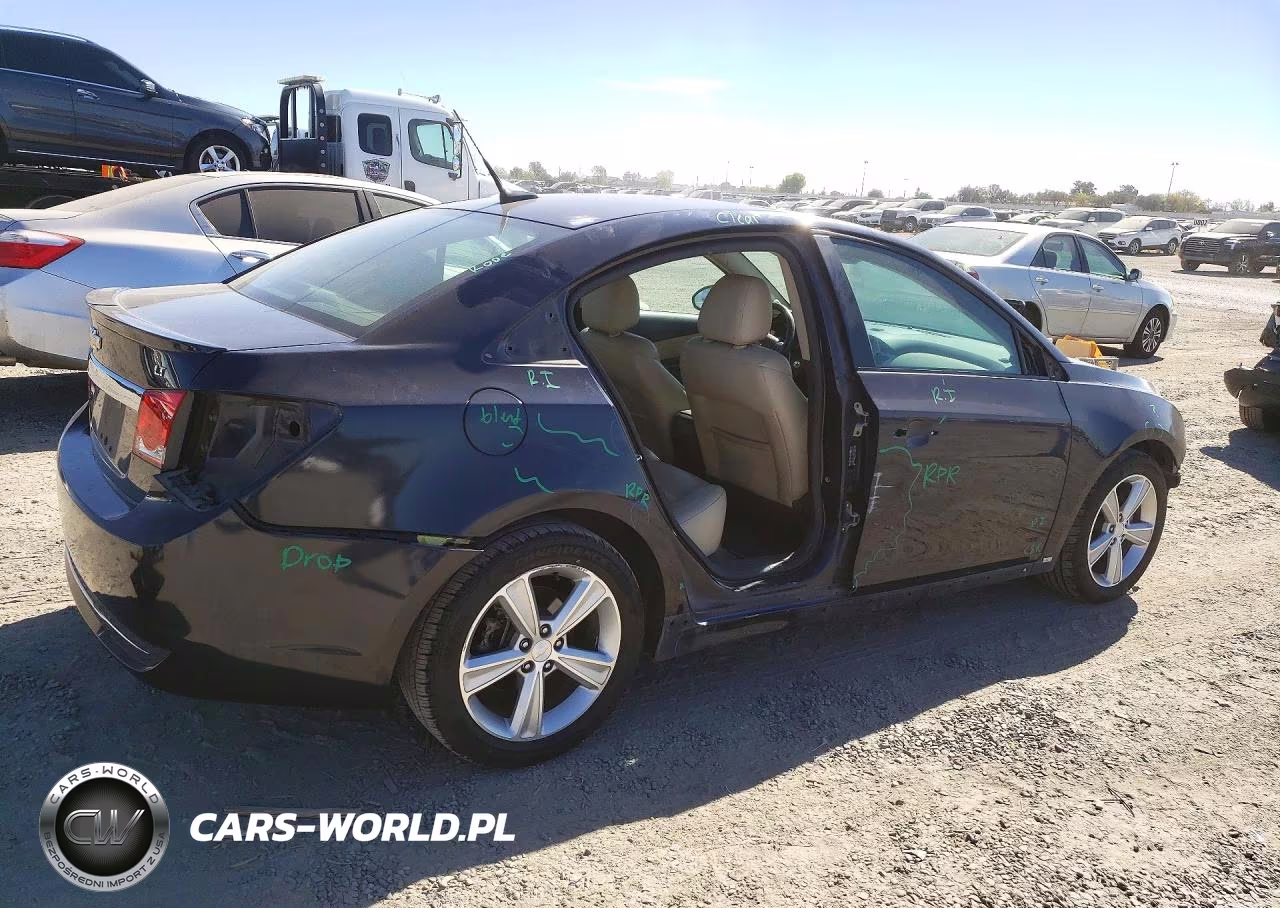 2014 Chevrolet Cruze Lt VIN:1G1PE5SB2E7142126 - 3
