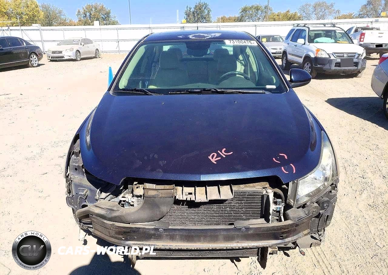 2014 Chevrolet Cruze Lt VIN:1G1PE5SB2E7142126 - 5