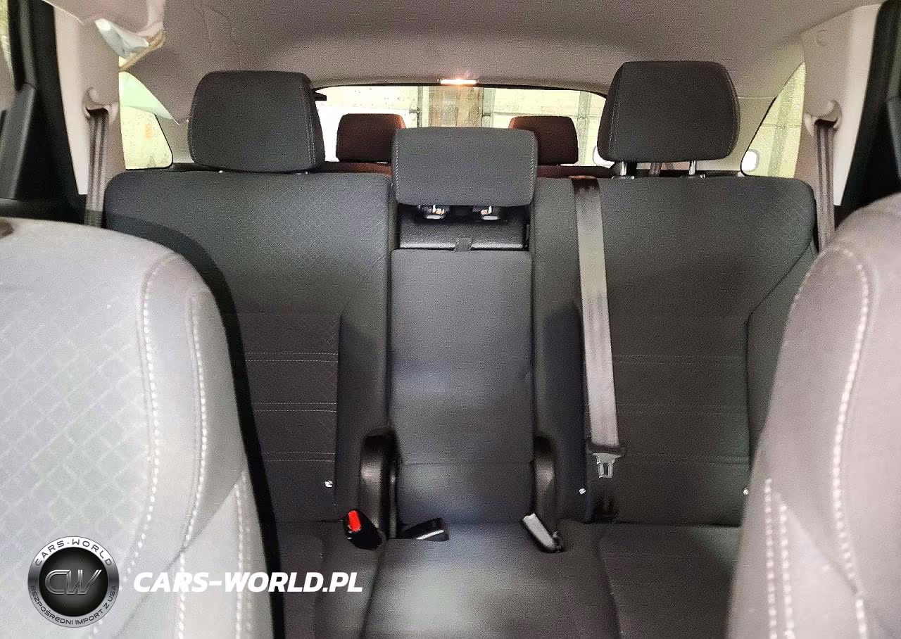 2018 Kia Sorento Lx VIN:5XYPGDA36JG406578 - 10