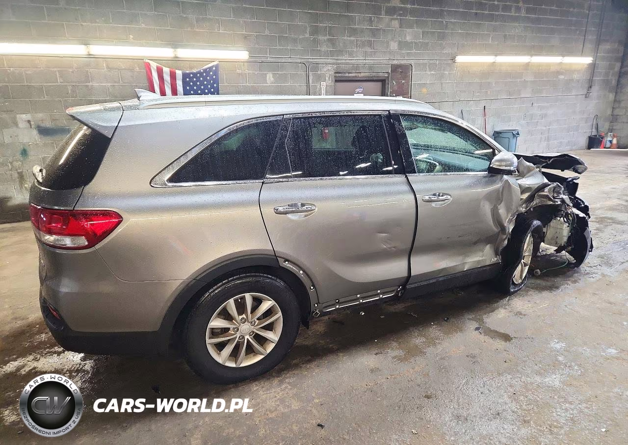 2018 Kia Sorento Lx VIN:5XYPGDA36JG406578 - 3