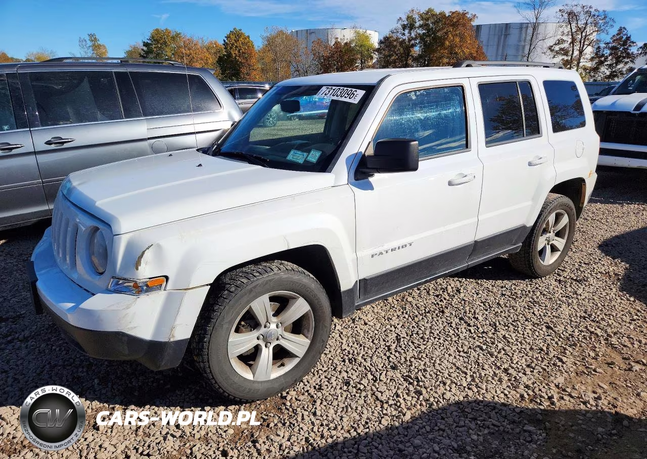 2014 Jeep Patriot Latitude VIN:1C4NJRFB7ED852250 - 1