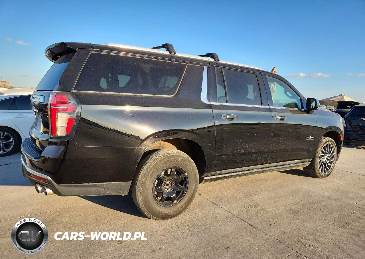 2021 Chevrolet Suburban K1500 Premier VIN:1GNSKFKD6MR217020 - 3