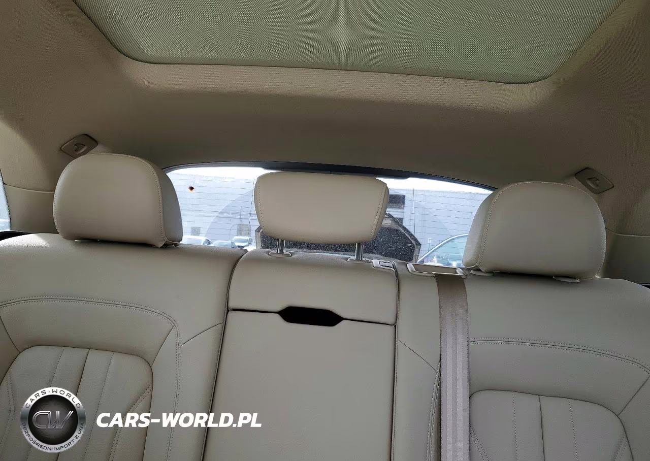 2019 Audi Q5 Premium VIN:WA1ANAFY7K2046838 - 10