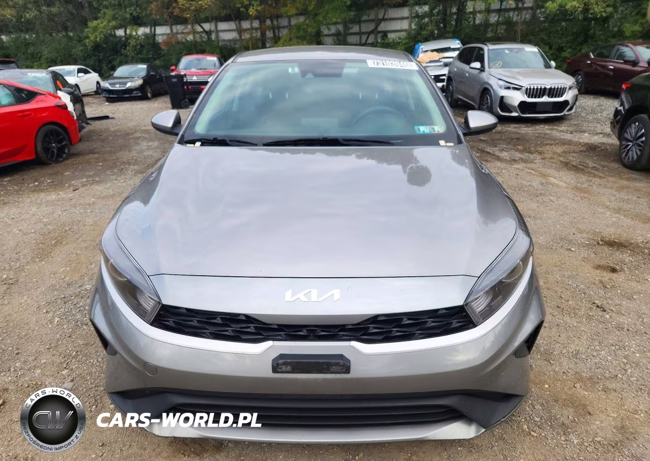 2023 Kia Forte Lxs VIN:3KPF24AD5PE573474 - 5