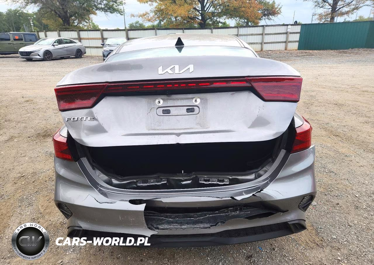 2023 Kia Forte Lxs VIN:3KPF24AD5PE573474 - 6