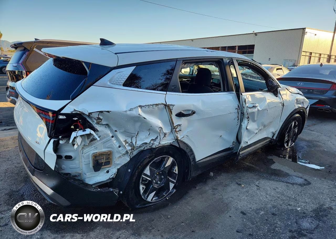 2026 Kia Sportage Lx VIN:KNDPUCDF7T7458830 - 3