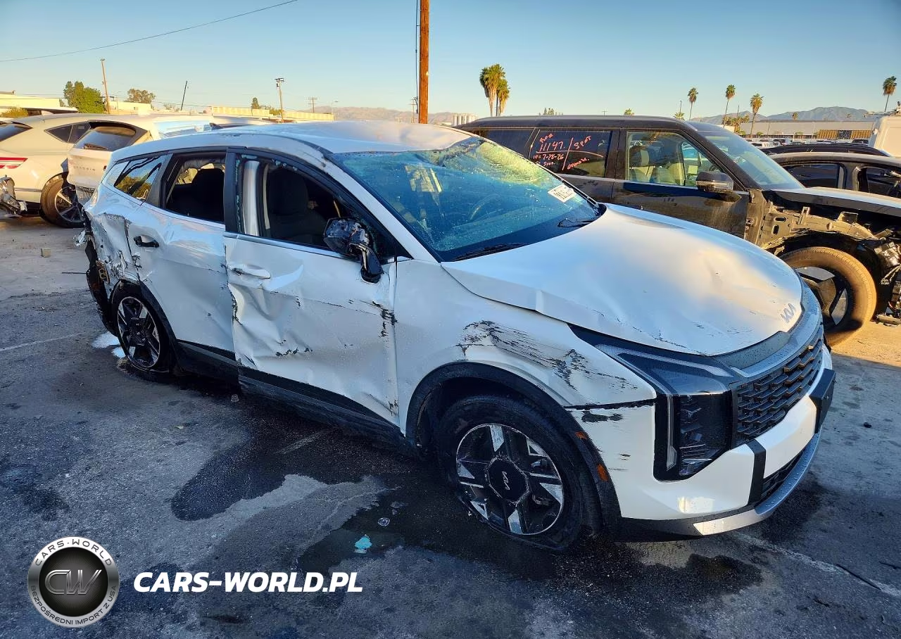 2026 Kia Sportage Lx VIN:KNDPUCDF7T7458830 - 4