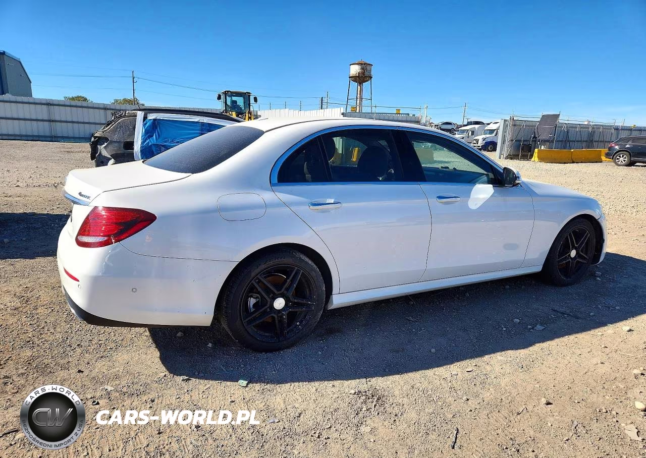 2019 Mercedes-Benz E 300 4Matic VIN:WDDZF4KB7KA533736 - 3