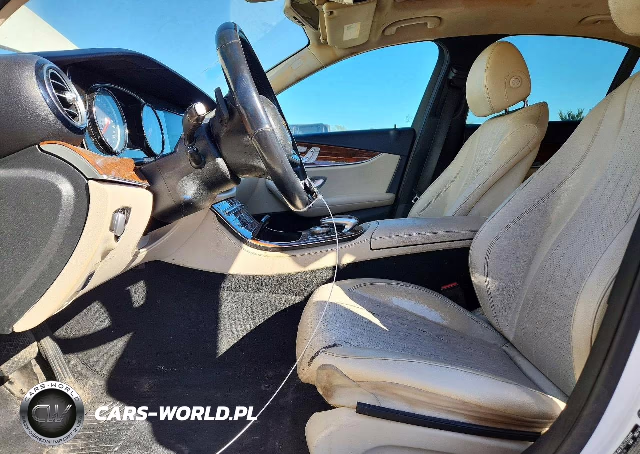 2019 Mercedes-Benz E 300 4Matic VIN:WDDZF4KB7KA533736 - 7