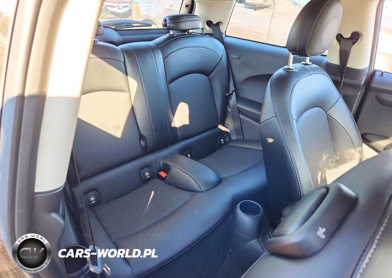 2018 Mini Cooper VIN:WMWXP5C53J2G62305 - 10