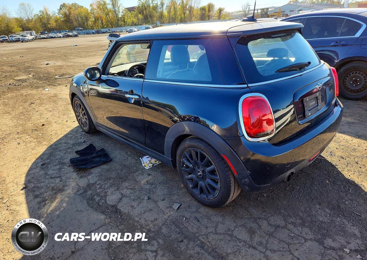 2018 Mini Cooper VIN:WMWXP5C53J2G62305 - 2