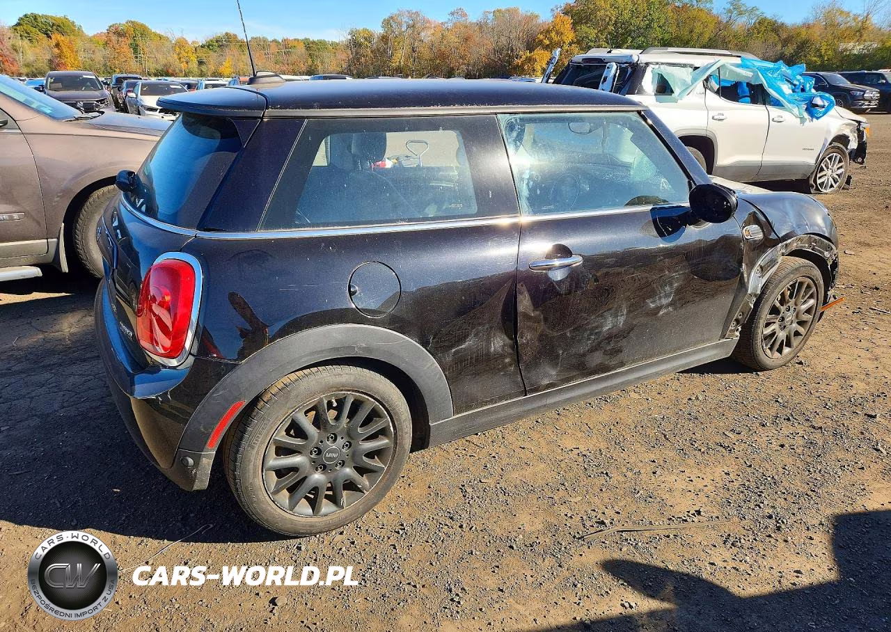 2018 Mini Cooper VIN:WMWXP5C53J2G62305 - 3