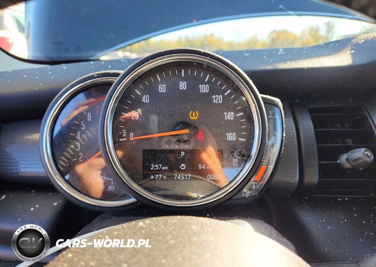 2018 Mini Cooper VIN:WMWXP5C53J2G62305 - 9